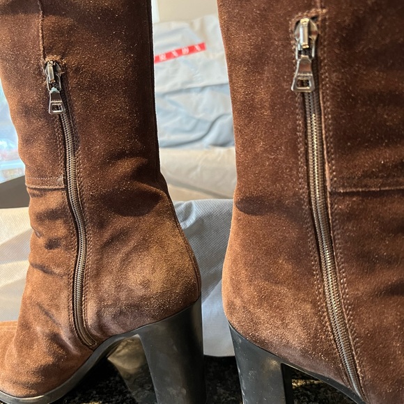 Prada brown suede 19” boots sz 38, 4 inch heel - Picture 8 of 10
